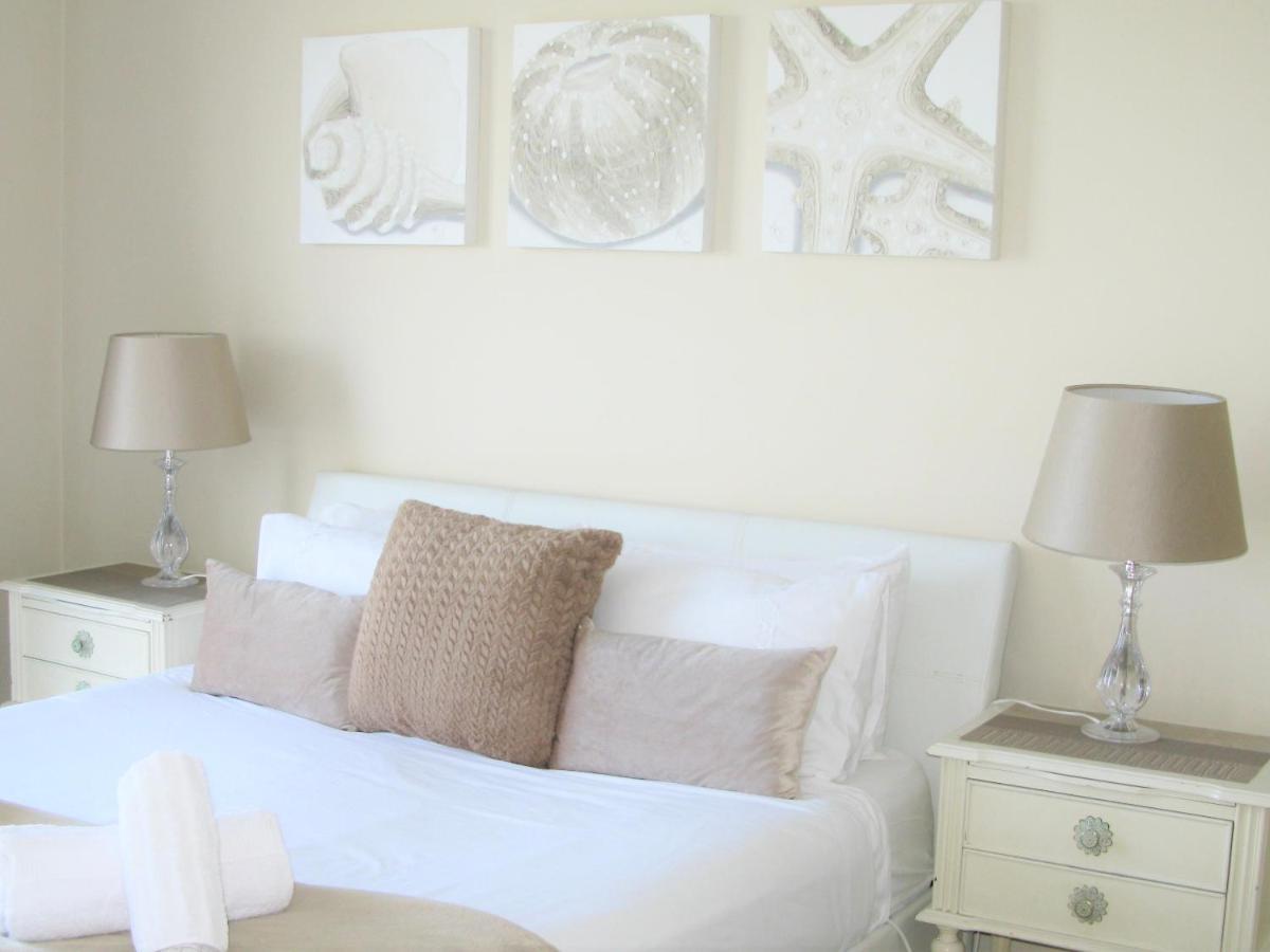 Villa Beachfront House - Hermanus Whale View Extérieur photo
