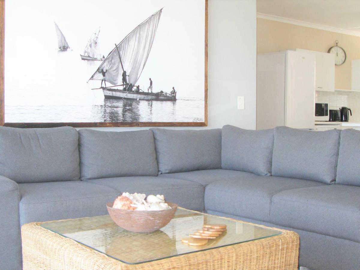 Villa Beachfront House - Hermanus Whale View Extérieur photo
