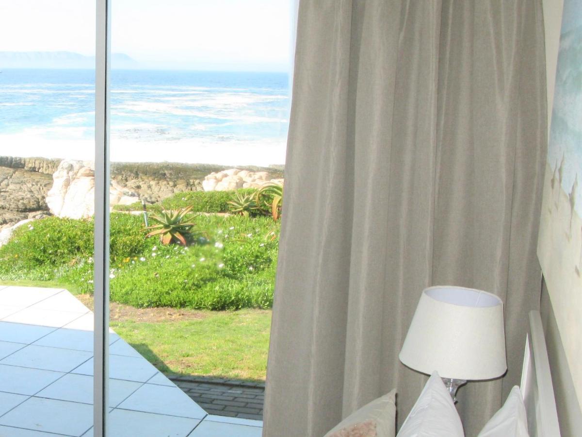 Villa Beachfront House - Hermanus Whale View Extérieur photo